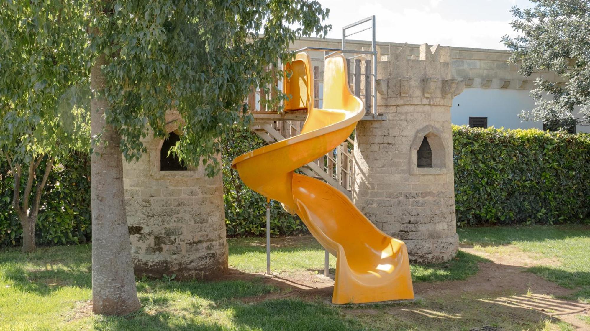 Borgo Specchia Natural Resort Екстер'єр фото