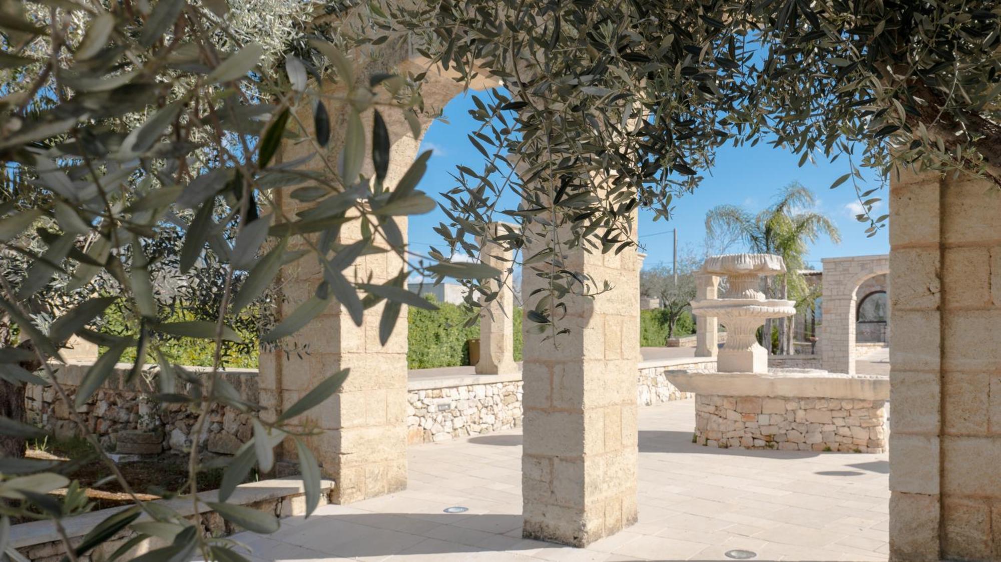 Borgo Specchia Natural Resort Екстер'єр фото